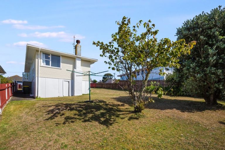 Photo of property in 12 Paenui Street, Titahi Bay, Porirua, 5022