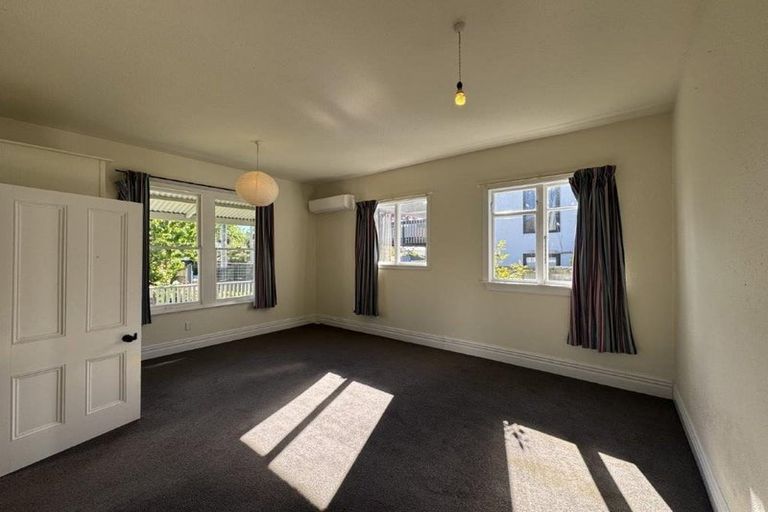 Photo of property in 134 Holly Road, St Albans, Christchurch, 8014