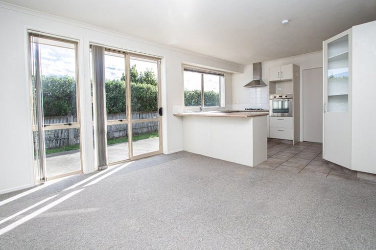 Photo of property in 2 Parkside Drive, Huntington, Hamilton, 3210