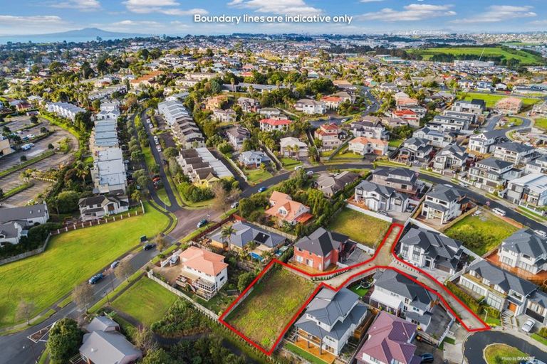 Photo of property in 5 Prevost Lane, Oteha, Auckland, 0632