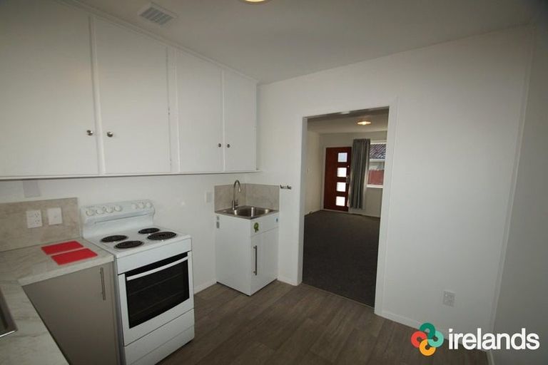 Photo of property in 2/124 Aldwins Road, Phillipstown, Christchurch, 8062