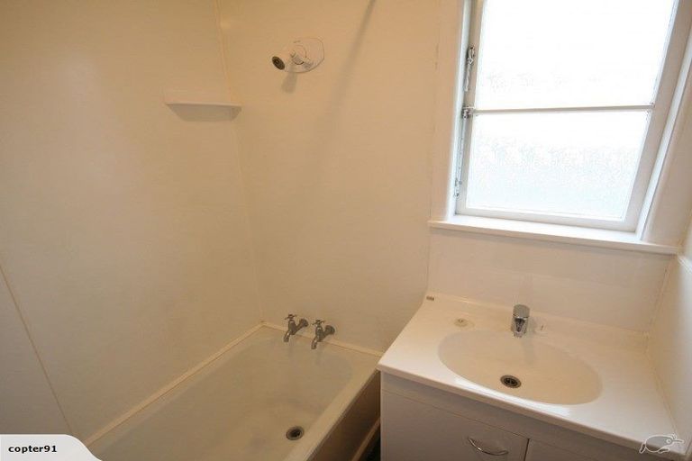 Photo of property in 20 Monokia Street, Fairy Springs, Rotorua, 3015