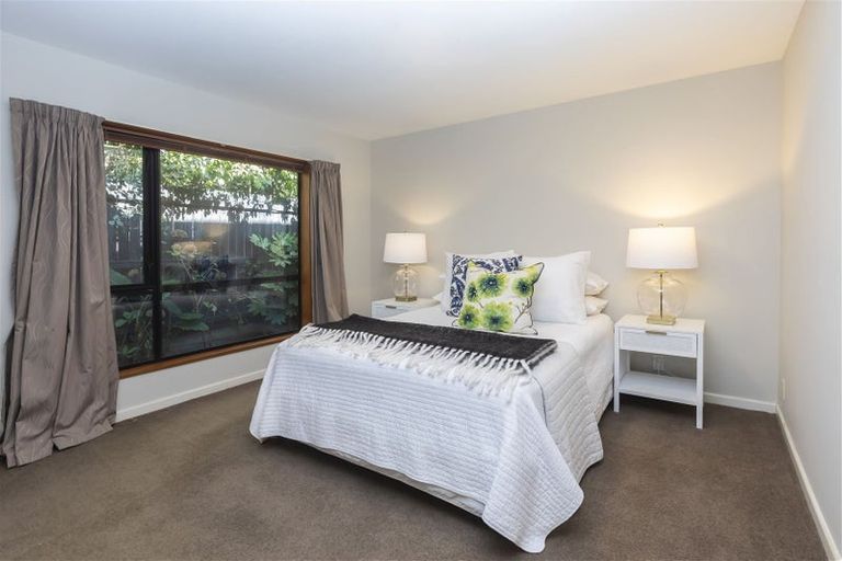 Photo of property in 71a Hamilton Avenue, Ilam, Christchurch, 8041