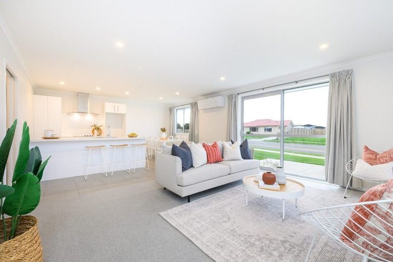 Photo of property in 2 Kereru Court, Marton, 4710