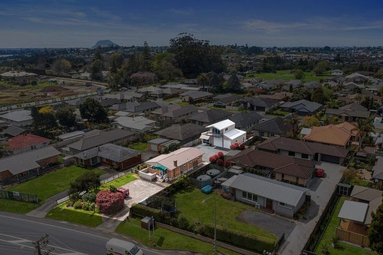 Photo of property in 196 Moffat Road, Bethlehem, Tauranga, 3110