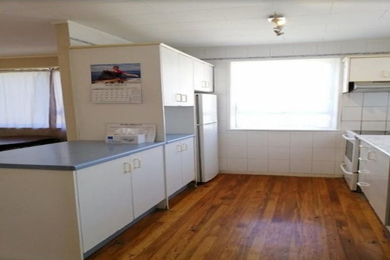 Photo of property in 103 Cascades Road, Pakuranga Heights, Auckland, 2010