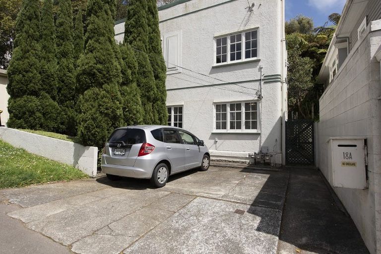 Photo of property in 1/18 Ponsonby Road, Karori, Wellington, 6012