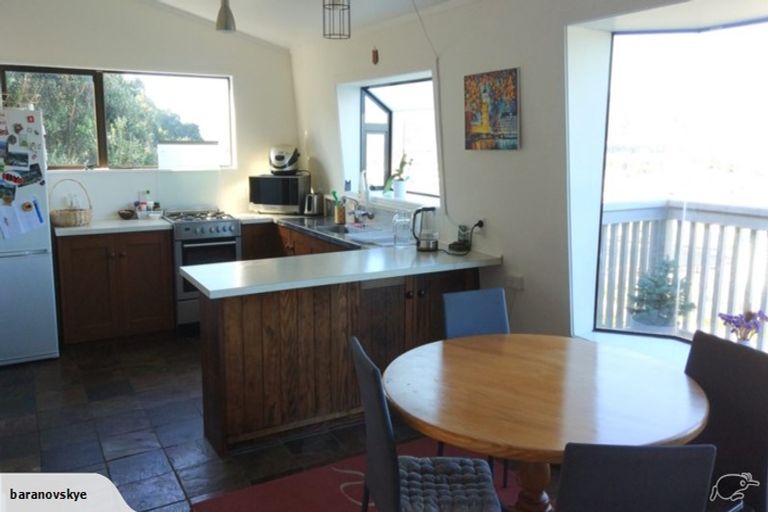 Photo of property in 8 Korokoro Road, Korokoro, Lower Hutt, 5012