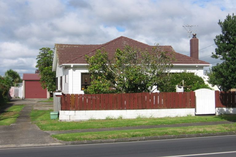 Photo of property in 180 Puhinui Road, Papatoetoe, Auckland, 2104