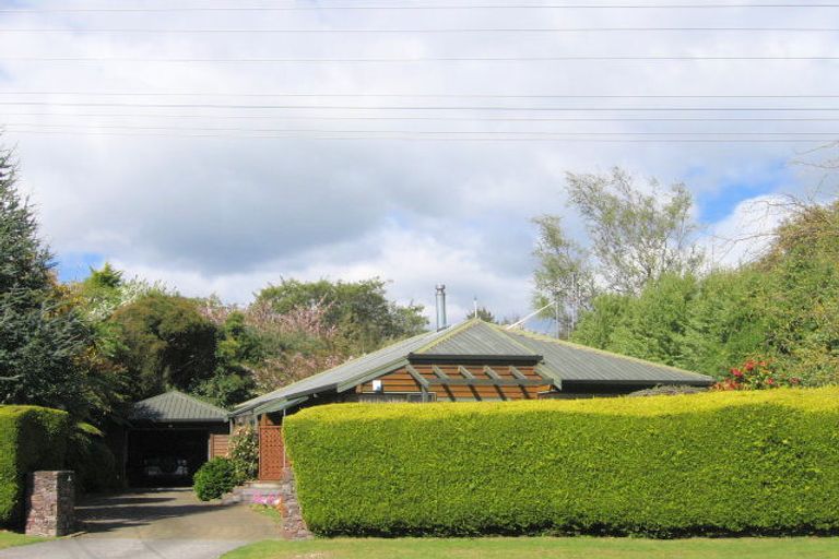 Photo of property in 11 Arrowsmith Avenue, Waipahihi, Taupo, 3330