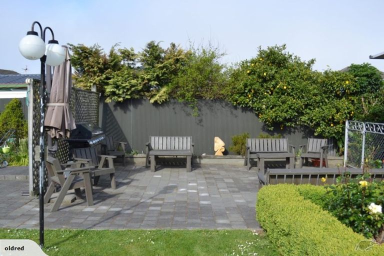 Photo of property in 11 Emlyn Place, Avondale, Christchurch, 8061