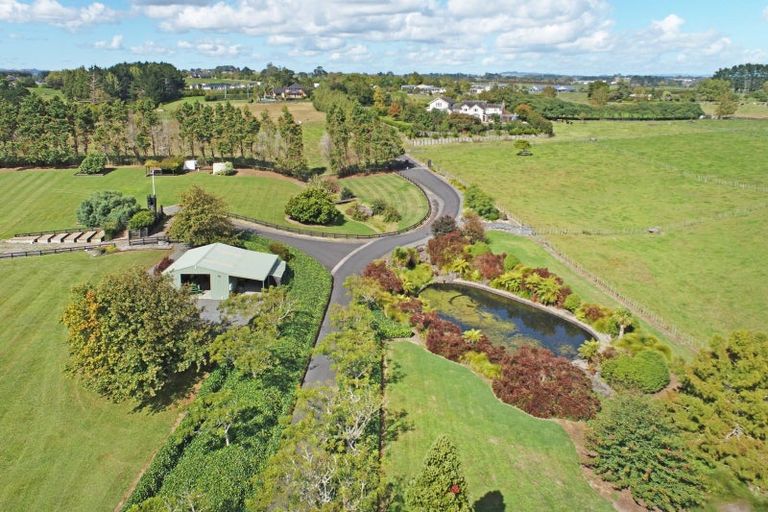 Photo of property in 80a Blackbridge Road, Karaka, Papakura, 2580