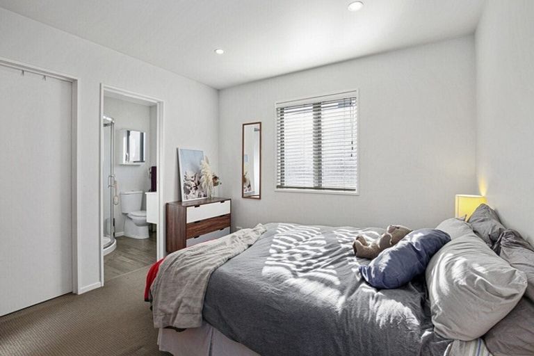 Photo of property in 998b Colombo Street, St Albans, Christchurch, 8014