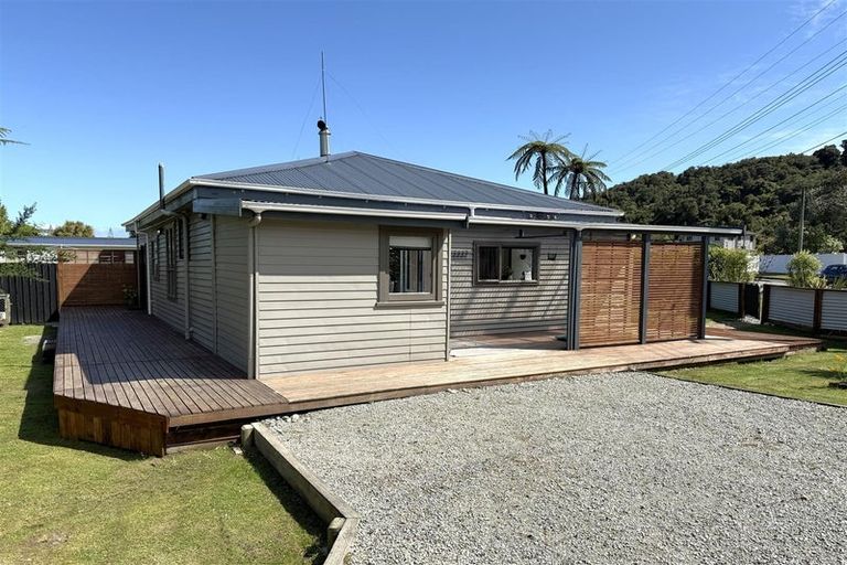 Photo of property in 114 Marsden Road, Greymouth, 7805