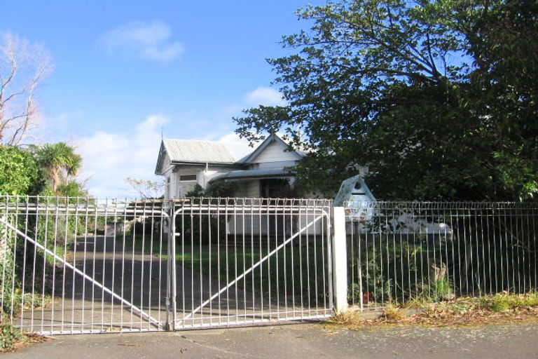 Photo of property in 64 Roy Street, Palmerston North, 4410