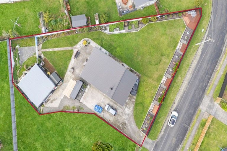 Photo of property in 32 Flower Street, Bulls, 4818