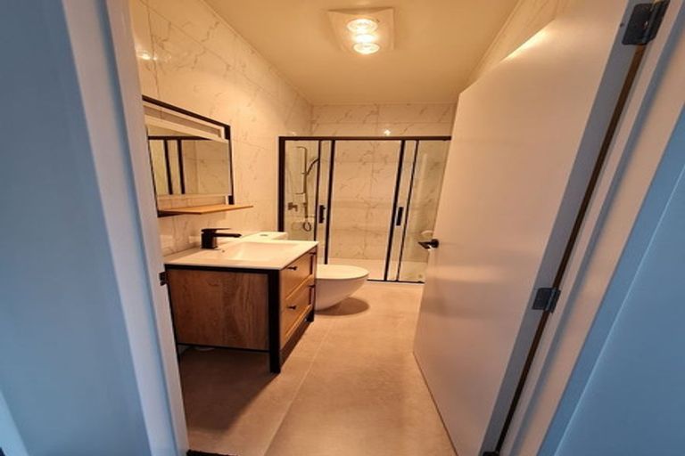 Photo of property in 14 Pasla Close, Papakura, 2110