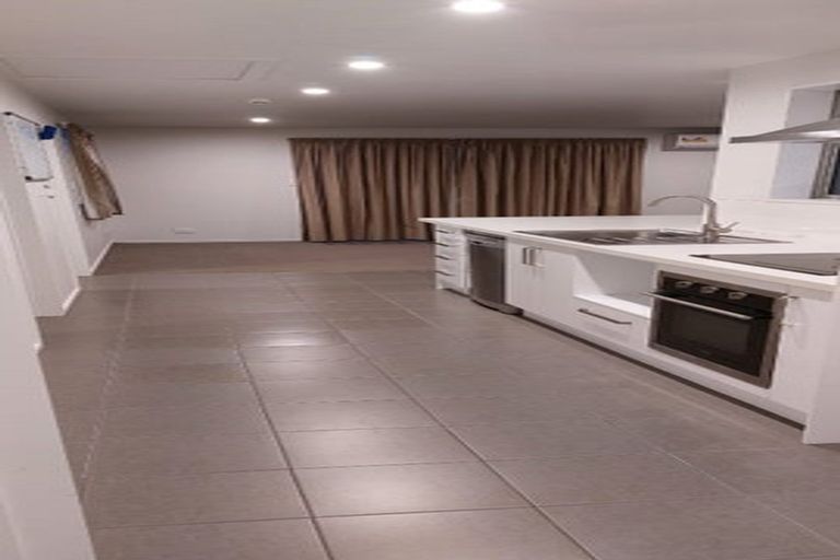 Photo of property in 6 Homer Place, Upper Riccarton, Christchurch, 8041