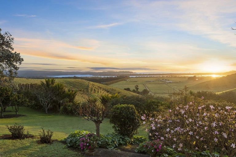 Photo of property in 317 Takatu Road, Tawharanui Peninsula, Warkworth, 0986