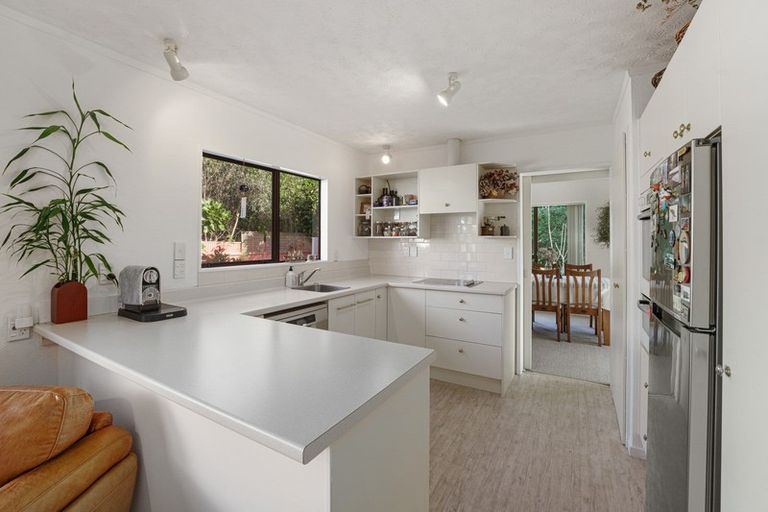 Photo of property in 27 Pitoitoi Street, Otaihanga, Paraparaumu, 5036