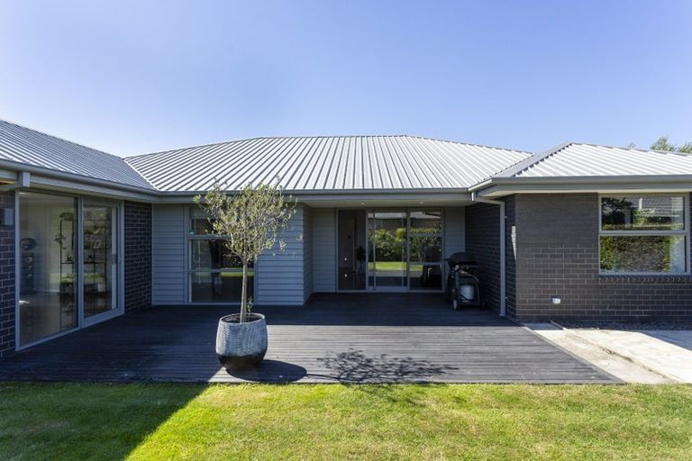 Photo of property in 37 Greenwich Street, Halswell, Christchurch, 8025