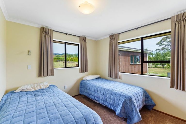 Photo of property in 185 Waitohu Valley Road, Otaki, 5583