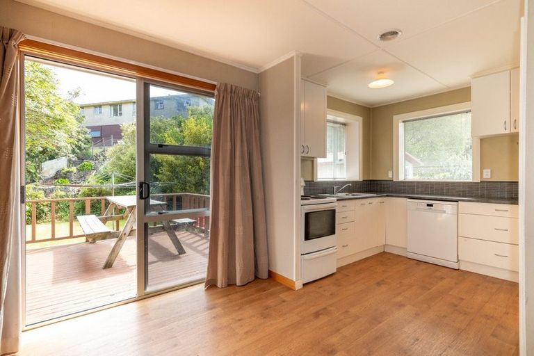 Photo of property in 83 Tahuna Road, Tainui, Dunedin, 9013