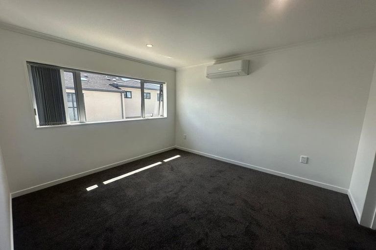 Photo of property in 271 Te Atatu Road, Te Atatu South, Auckland, 0610
