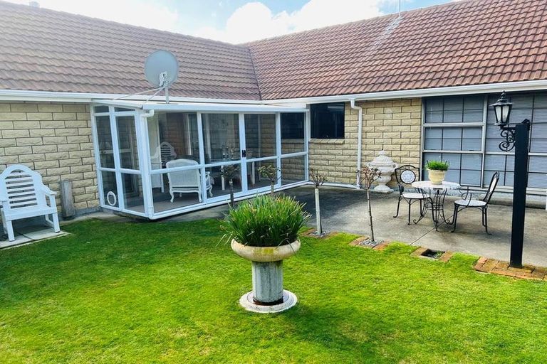 Photo of property in 153a High Street, Bulls, 4818