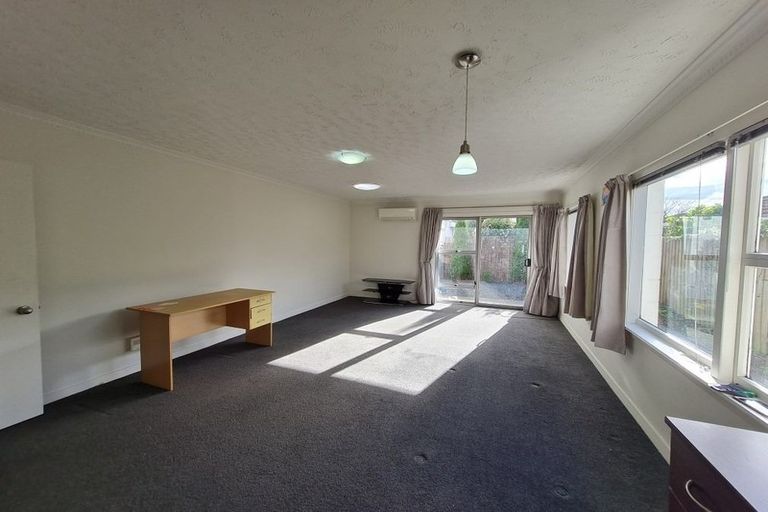 Photo of property in 2/58 Office Road, Merivale, Christchurch, 8014