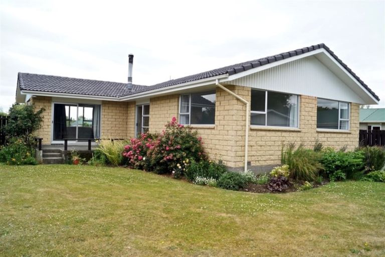 Photo of property in 8 Saint Leonards Street, Culverden, 7392