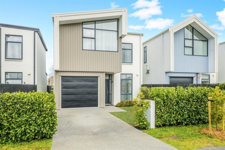 Photo of property in 57 Battalion Drive, Papakura, 2110
