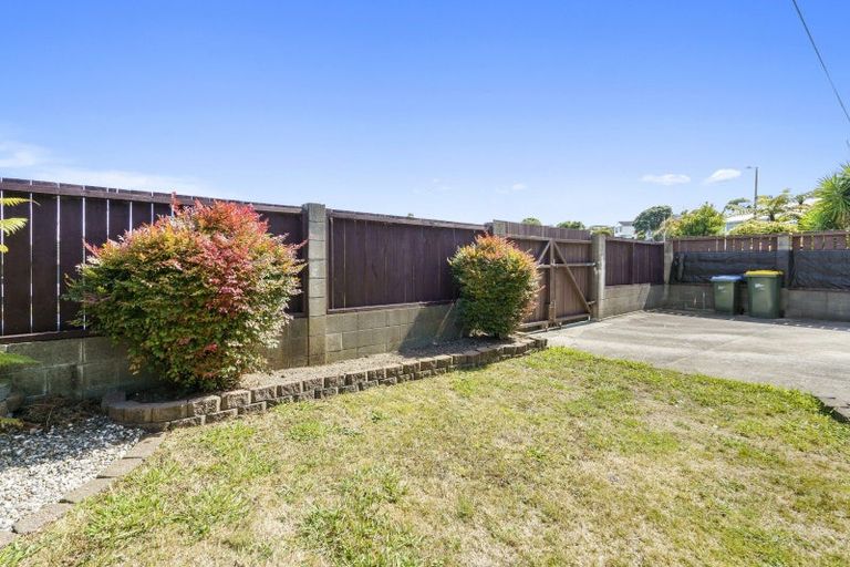 Photo of property in 15 Tweed Road, Papakowhai, Porirua, 5024