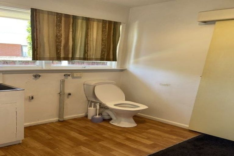 Photo of property in 27 Maidstone Road, Ilam, Christchurch, 8041