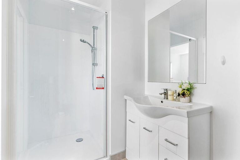 Photo of property in 36 Black Beech Crescent, Takanini, 2110