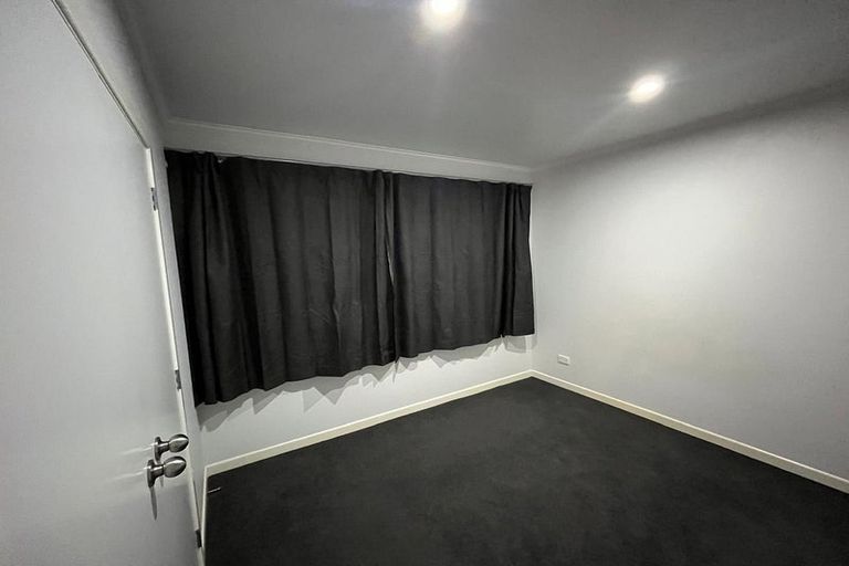 Photo of property in 27 Alma Crescent, Papakura, 2110