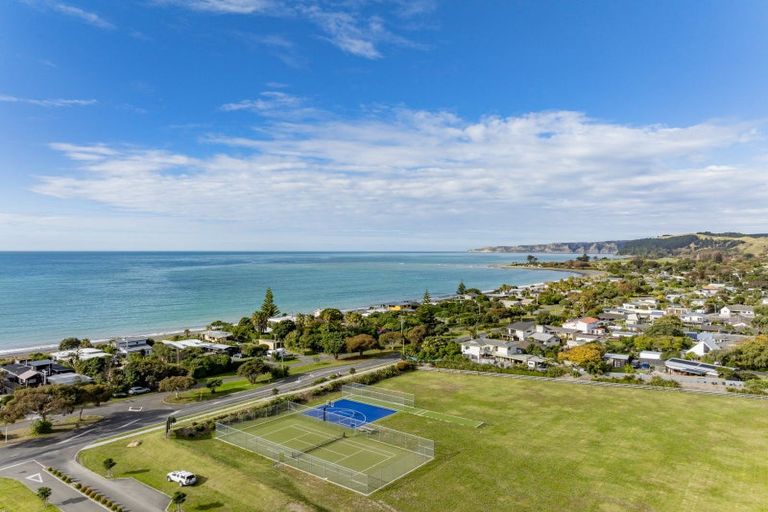 Photo of property in 27 Te Awanga Terrace, Te Awanga, 4102
