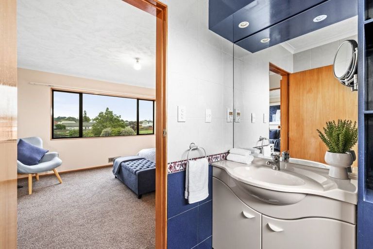 Photo of property in 55a Avenue Road, Greenmeadows, Napier, 4112