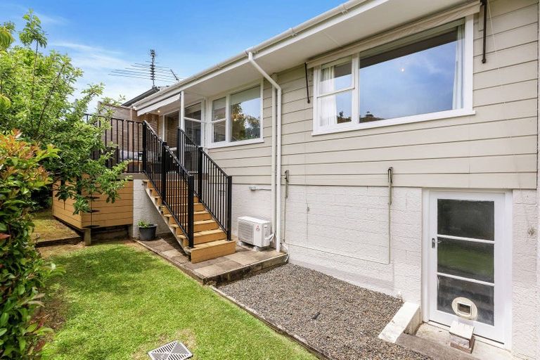 Photo of property in 2/6 Pine Terrace, Howick, Auckland, 2014