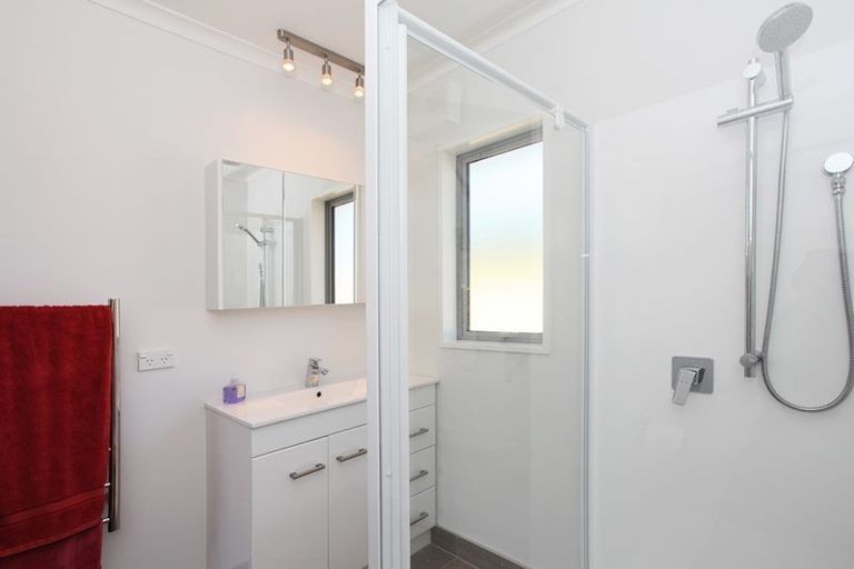 Photo of property in 4 Ensors Road, Opawa, Christchurch, 8023