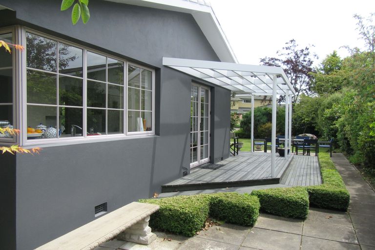Photo of property in 17 Churchill Place, Waimate, 7924