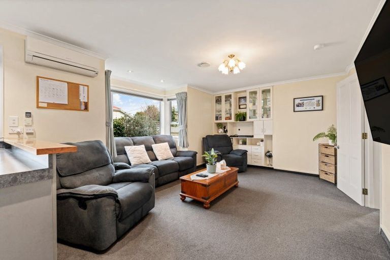 Photo of property in 10 Thames Street, Mosgiel, 9024