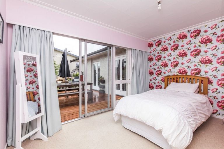 Photo of property in 398 Great North Road, Winton, 9720