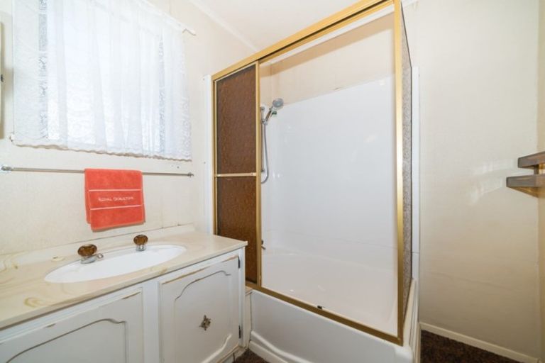 Photo of property in 6 Tern Place, Hokowhitu, Palmerston North, 4410