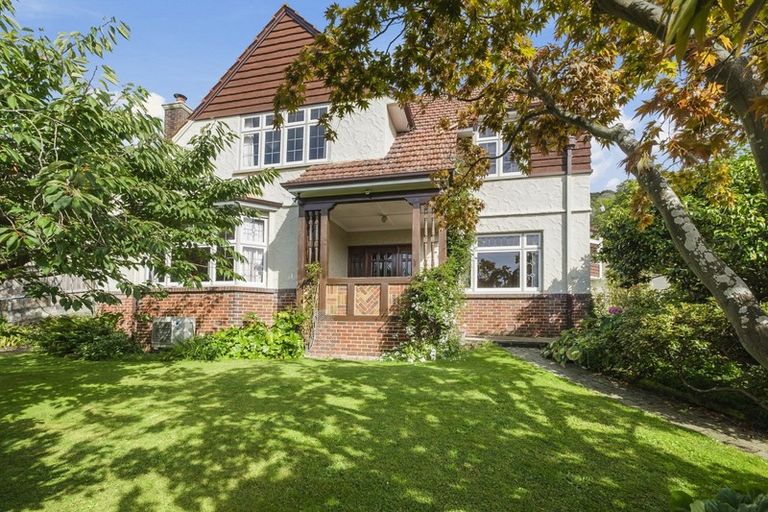 Photo of property in 43 Park Street, North Dunedin, Dunedin, 9016