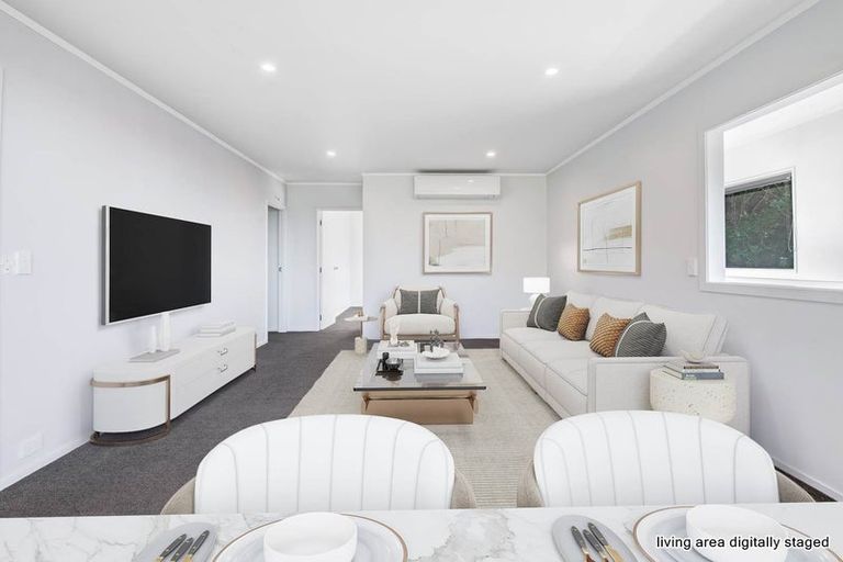 Photo of property in 22 Glenelg Road, Red Beach, 0932