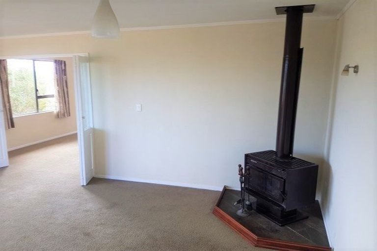 Photo of property in 3 Langwell Place, Papakowhai, Porirua, 5024