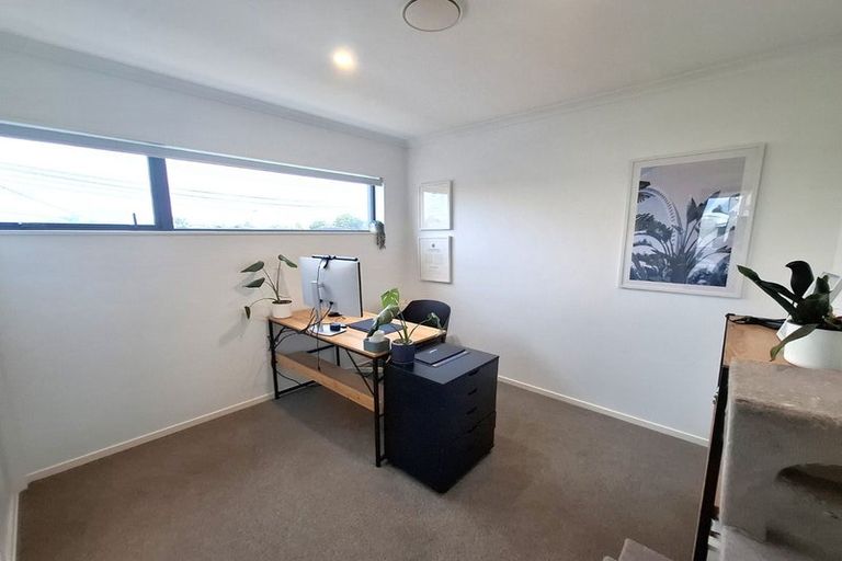 Photo of property in 10a Titoki Street, Te Atatu Peninsula, Auckland, 0610