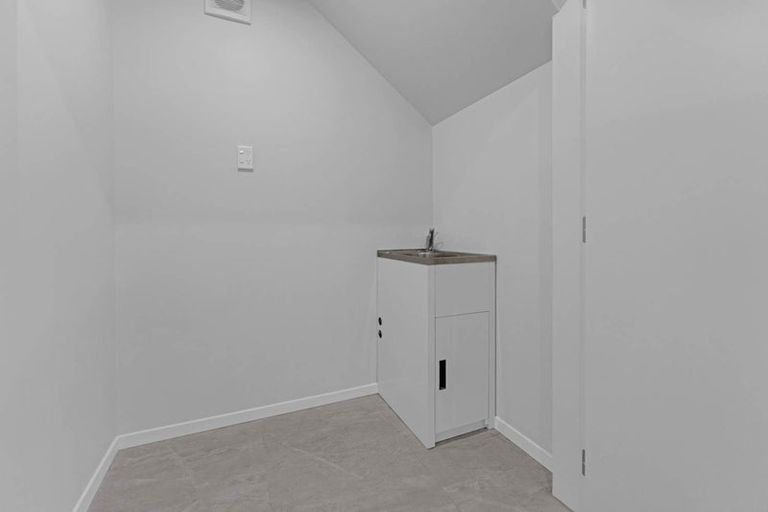 Photo of property in 14 Yellow Pear Lane, Karaka, 2578