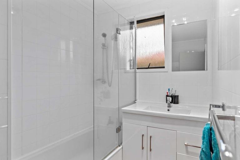 Photo of property in 20 Glengarry Place, Hilltop, Taupo, 3330